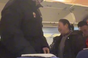 CBA球员被问到最多的问题，飞机上的东北大姨帮你们问了...😅